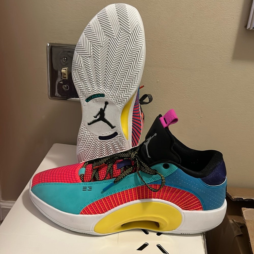 Nike Jordan 35 Low Player Edition Size 14 Green Yellow Red White Black Pink Blue